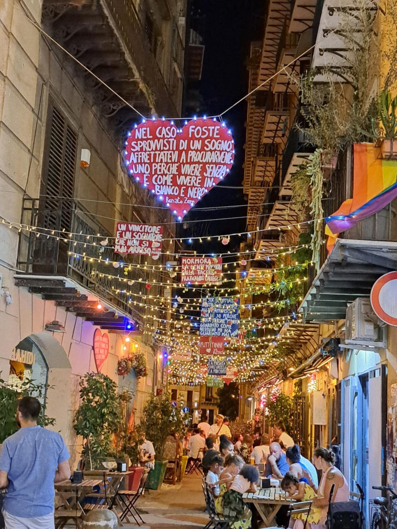 باليرمو Immacolatella Guest House المظهر الخارجي الصورة
