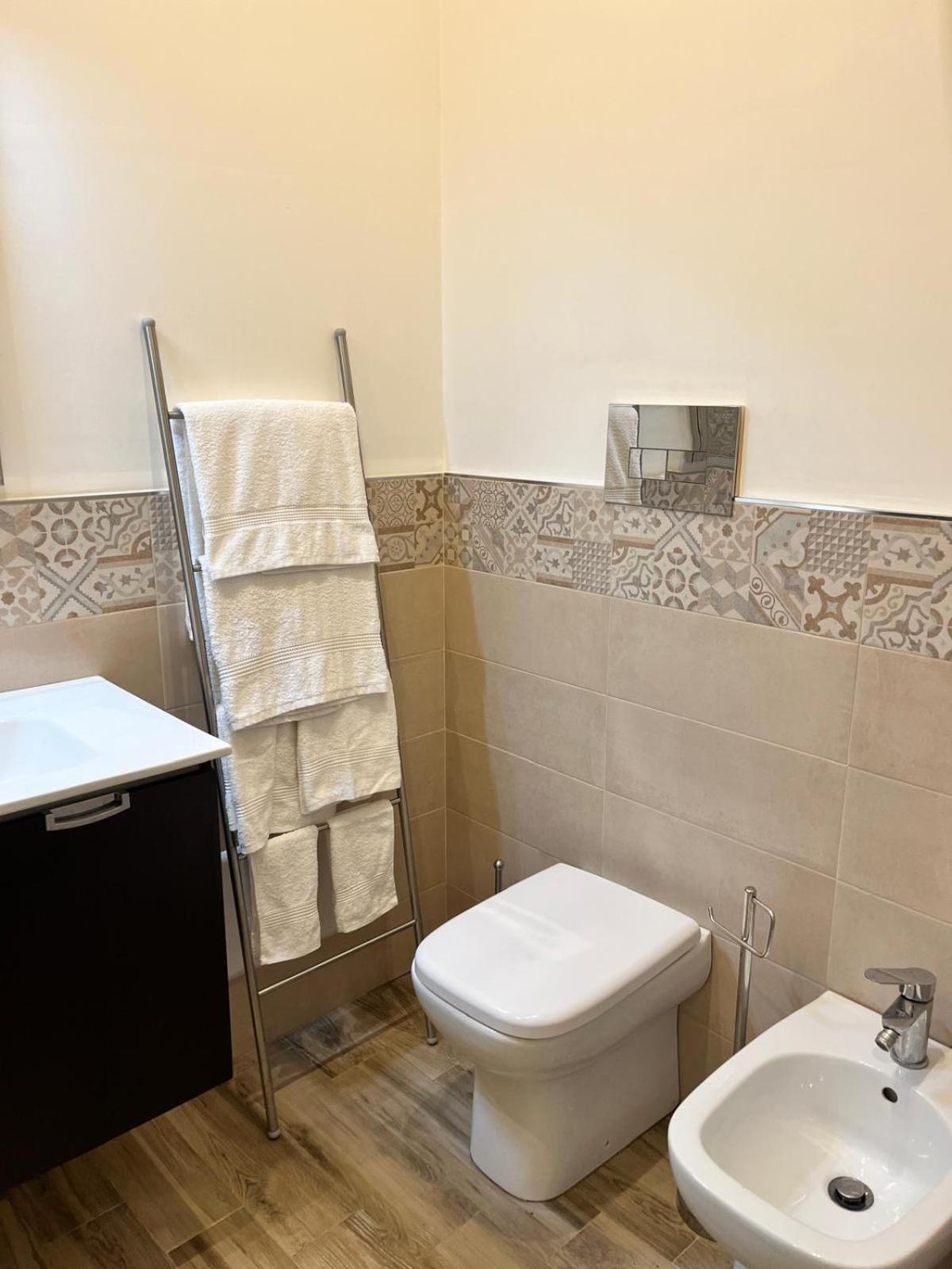 باليرمو Immacolatella Guest House المظهر الخارجي الصورة